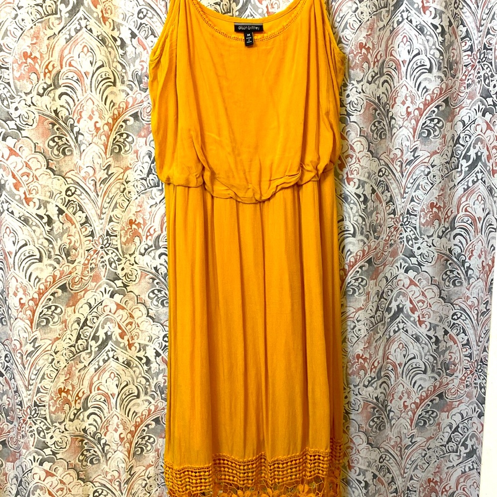 Maxi yellow dress
